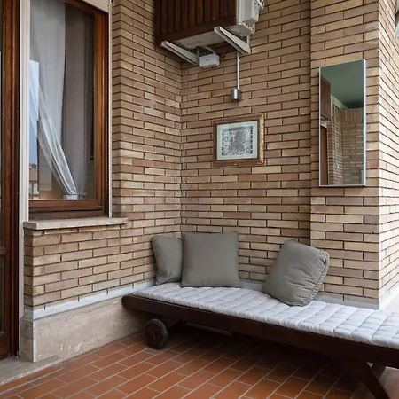 Luxury San Pietro Apartment