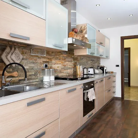 Apartament Luxury San Pietro *